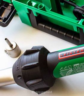 Chalumeaux Leister® à air chaud pour souder les matières plastiques.