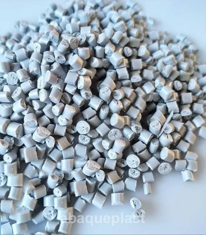 Granulés gris en polypropylène pour presse à injection