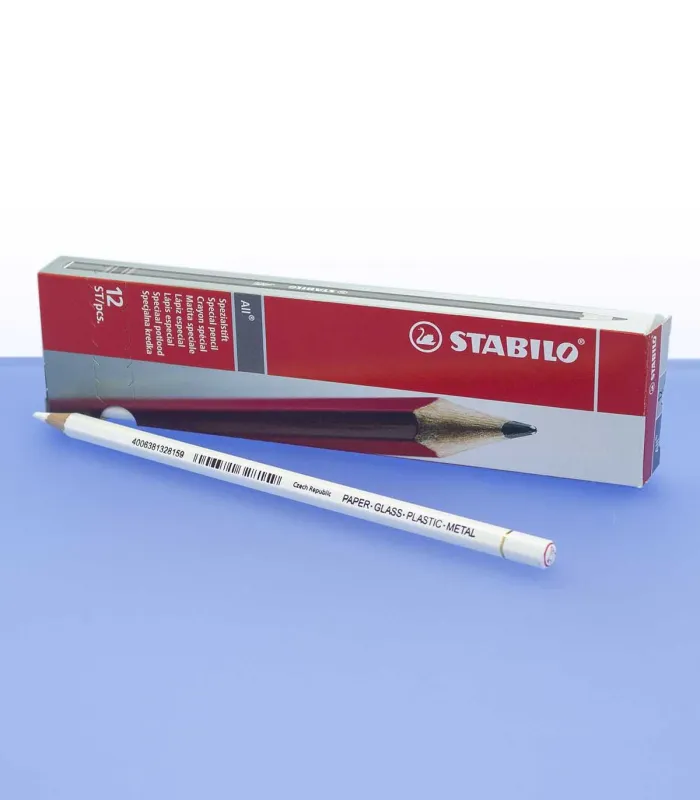 Boite crayon de couleur blanc