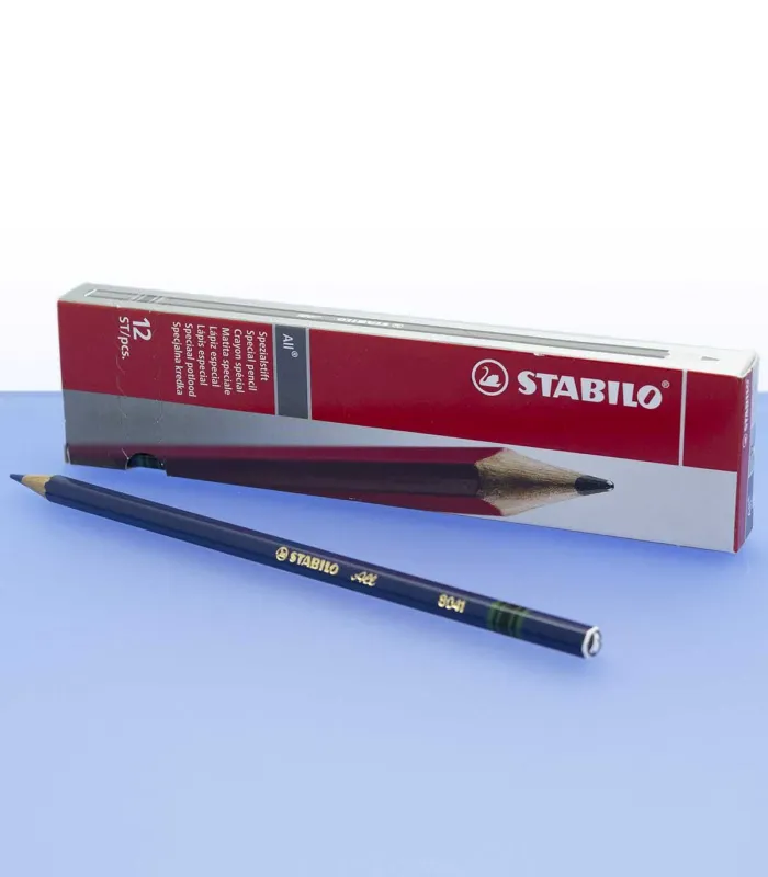 Boite crayon de couleur bleu